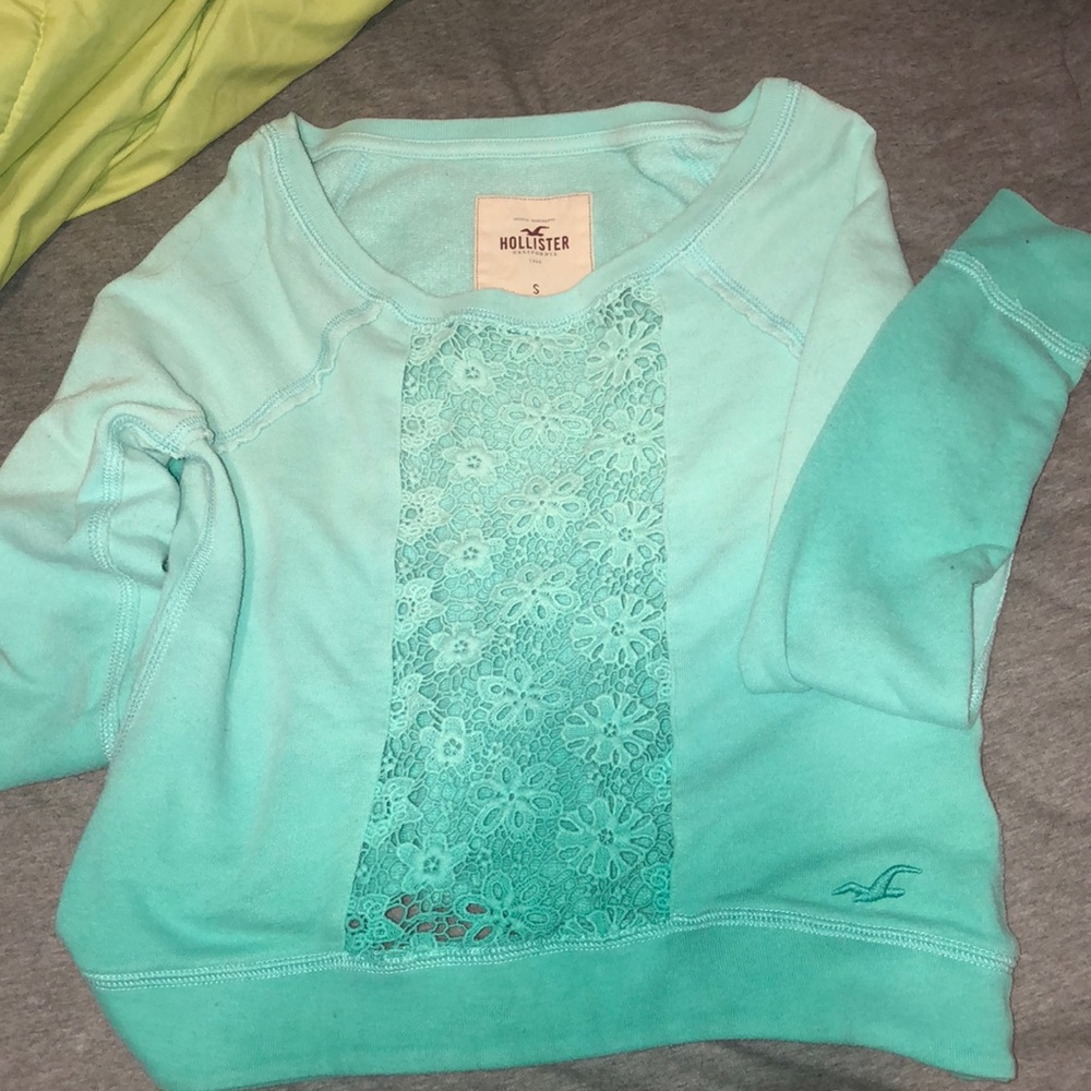 Small Hollister Sweater